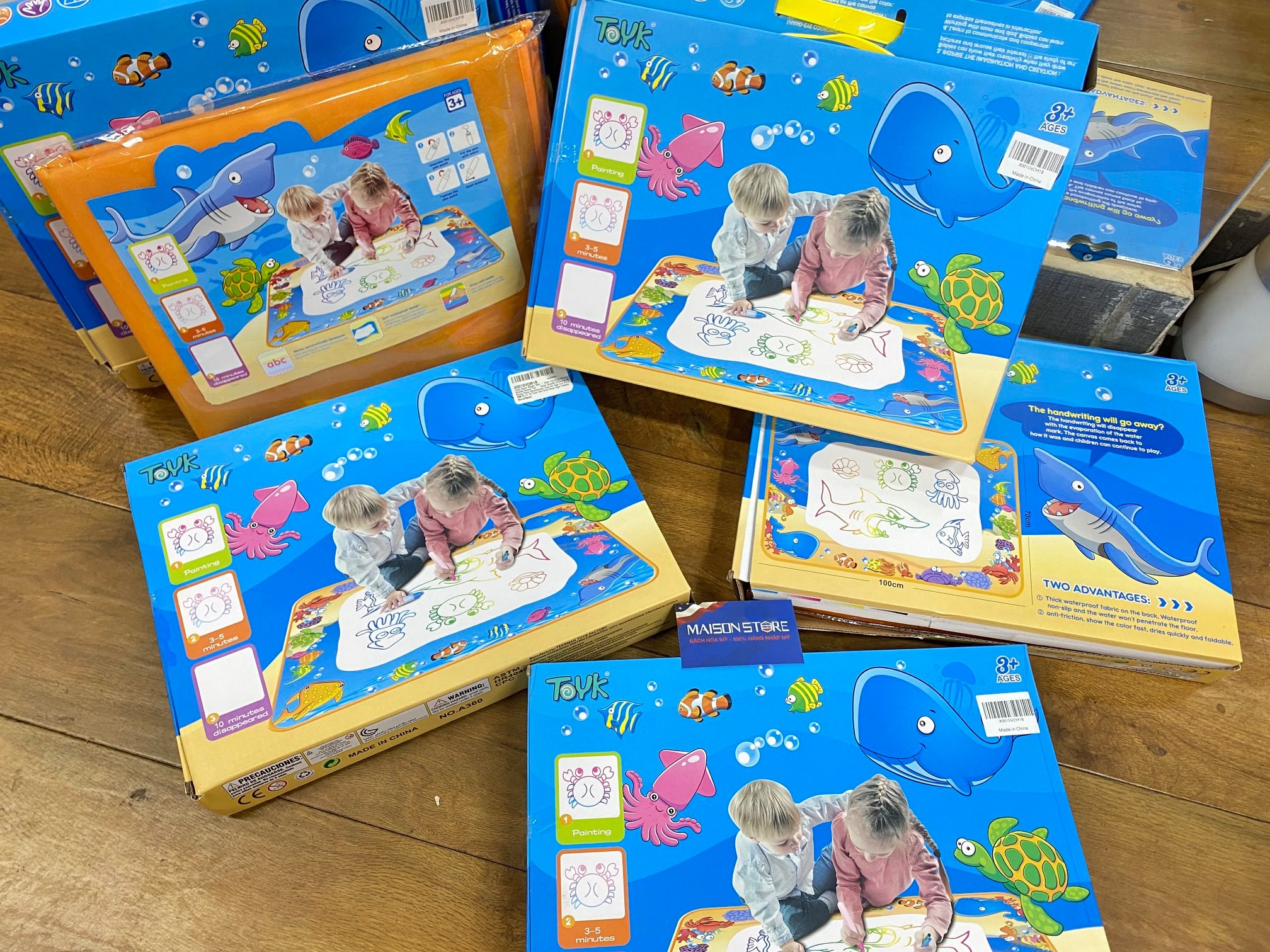 Thảm vẽ nước tàng hình Toyk Aqua Magic Mat MAISON STORE