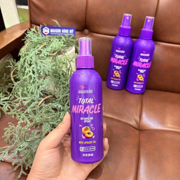 Aussie hair spray.2
