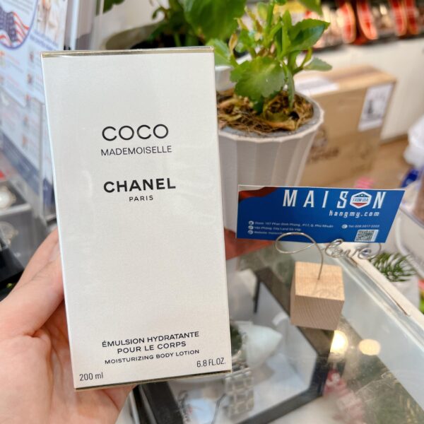 CHANEL Coco Mademoiselle Moisturizing Body Lotion Liberty Perfumes   Cosmetic